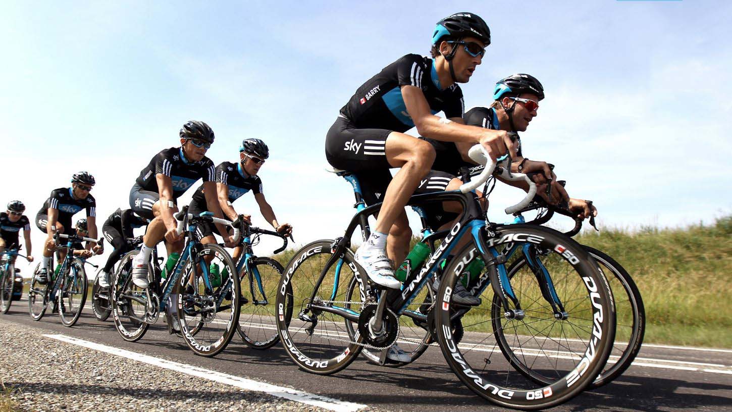 In Pursuit of Velocity - The Art and Science of the Perfect Race